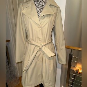 Kenneth Cole M Women's Cream Trench Coat